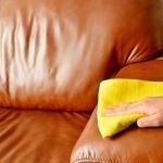 Как почистить кожаный диван и другую мебель