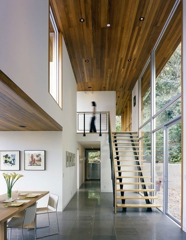 Лестница в частном доме в стиле минимализм