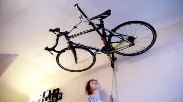 Stowaway – подвесная система для хранения велосипедов