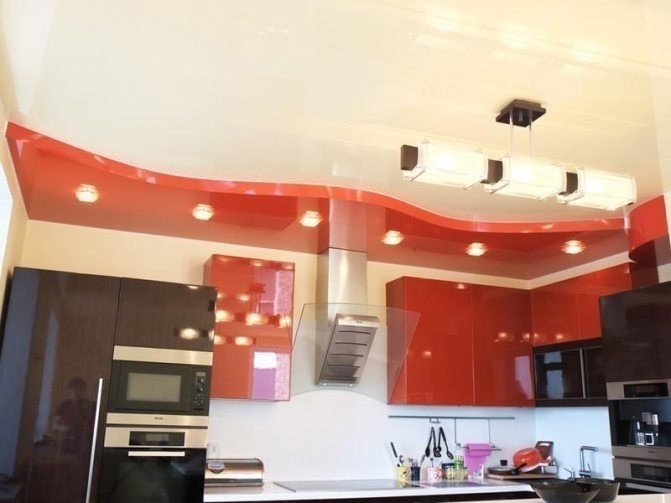 Натяжной потолок двухуровневый красный в кухню