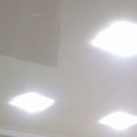 Как поменять лампочку в светильниках на подвесном или натяжном потолке
