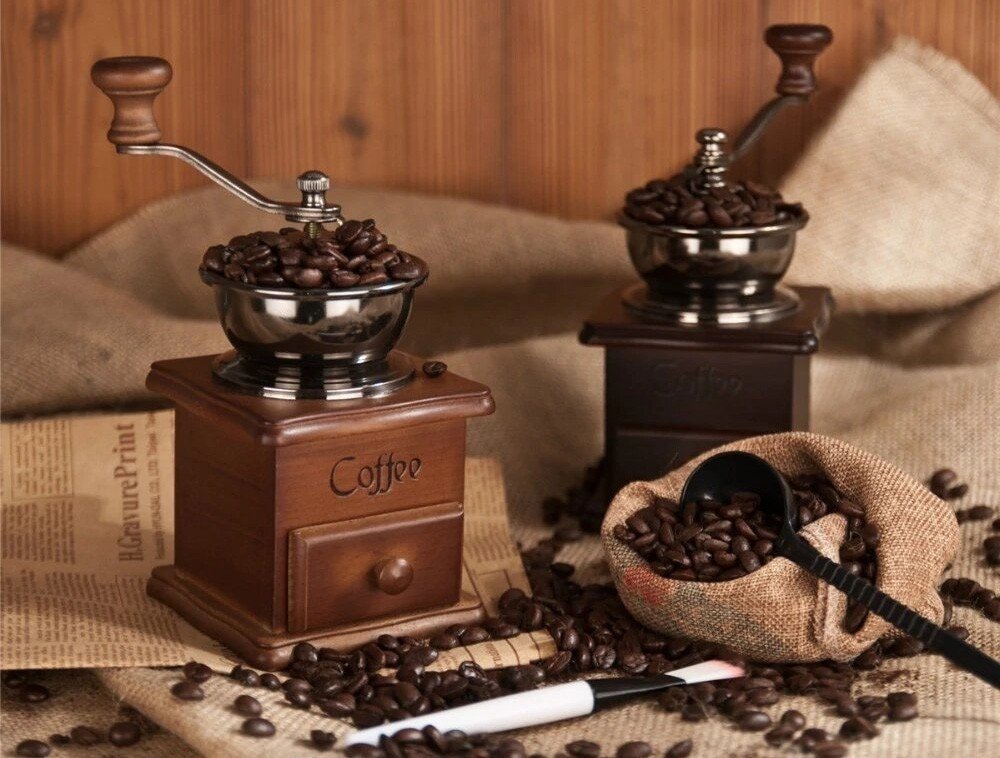 Кофемолка деревянная coffee grinder