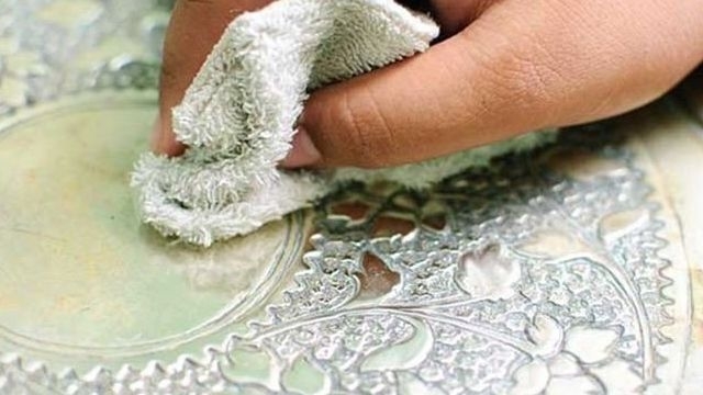 Как ухаживать за серебром и позолотой в домашних условиях?