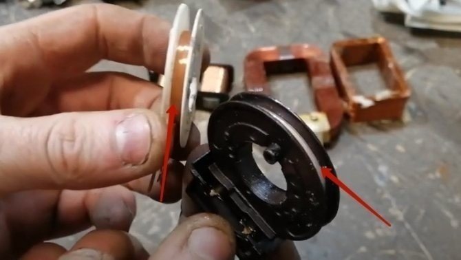 Контактные кольца электродвигателя постоянного тока