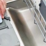 Нужно ли снимать защитную пленку с таблетки для посудомоечной машины