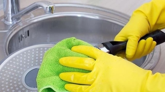 Народные методы и средства для чистки сковороды от нагара и жира в домашних условиях
