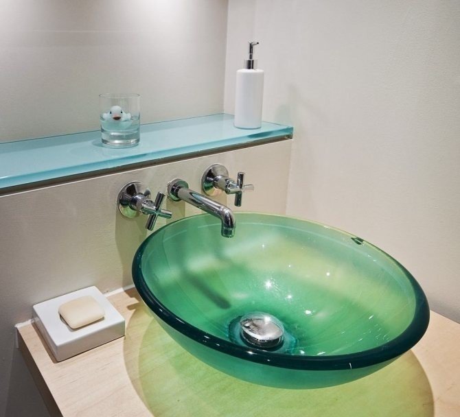 Раковина зеленая необычная в ванную