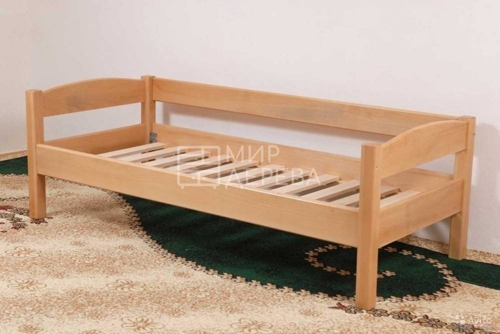 Кровать деревянная детская