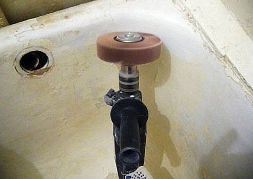 Отвалился кран от смесителя в ванной