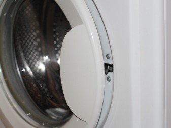 Дверца стиральной машины индезит
