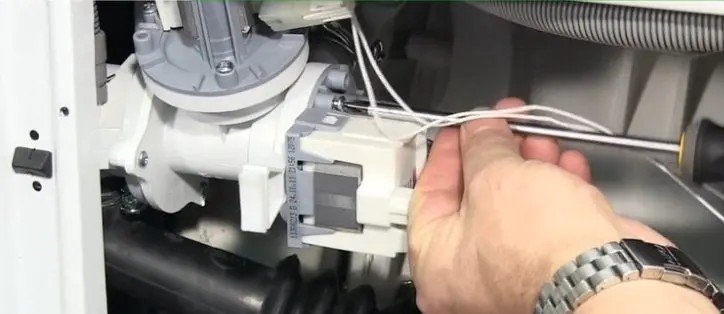 Подключить провода к насос стиральной машины самсунг